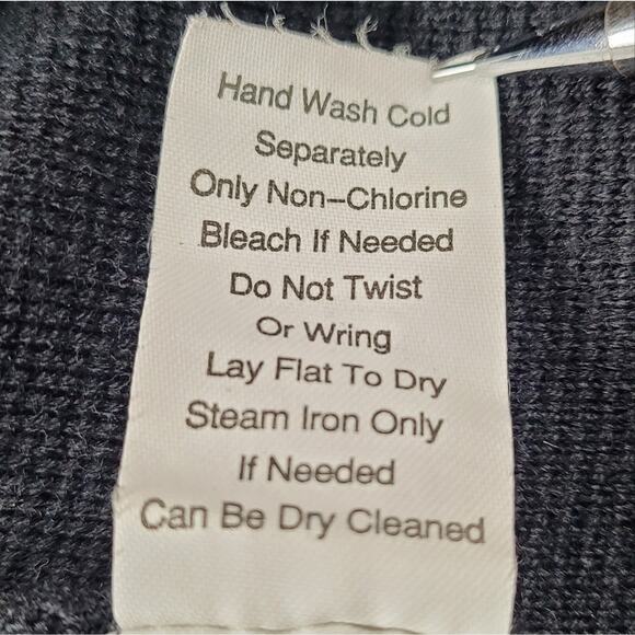 CAbi Black Jackie O Cropped Wool Blend Cardigan style #502 size Medium - Picture 14 of 16